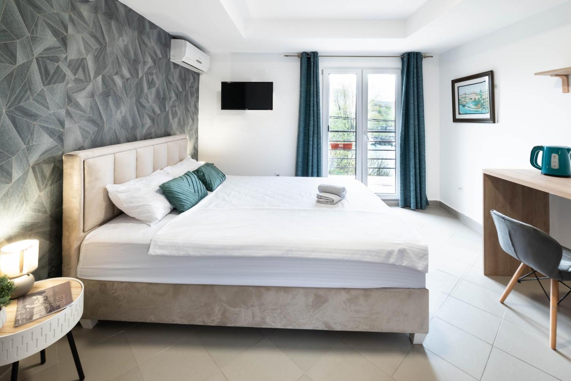 Studio Apartment Cudo Nevidjeno Karuc Dış mekan fotoğraf