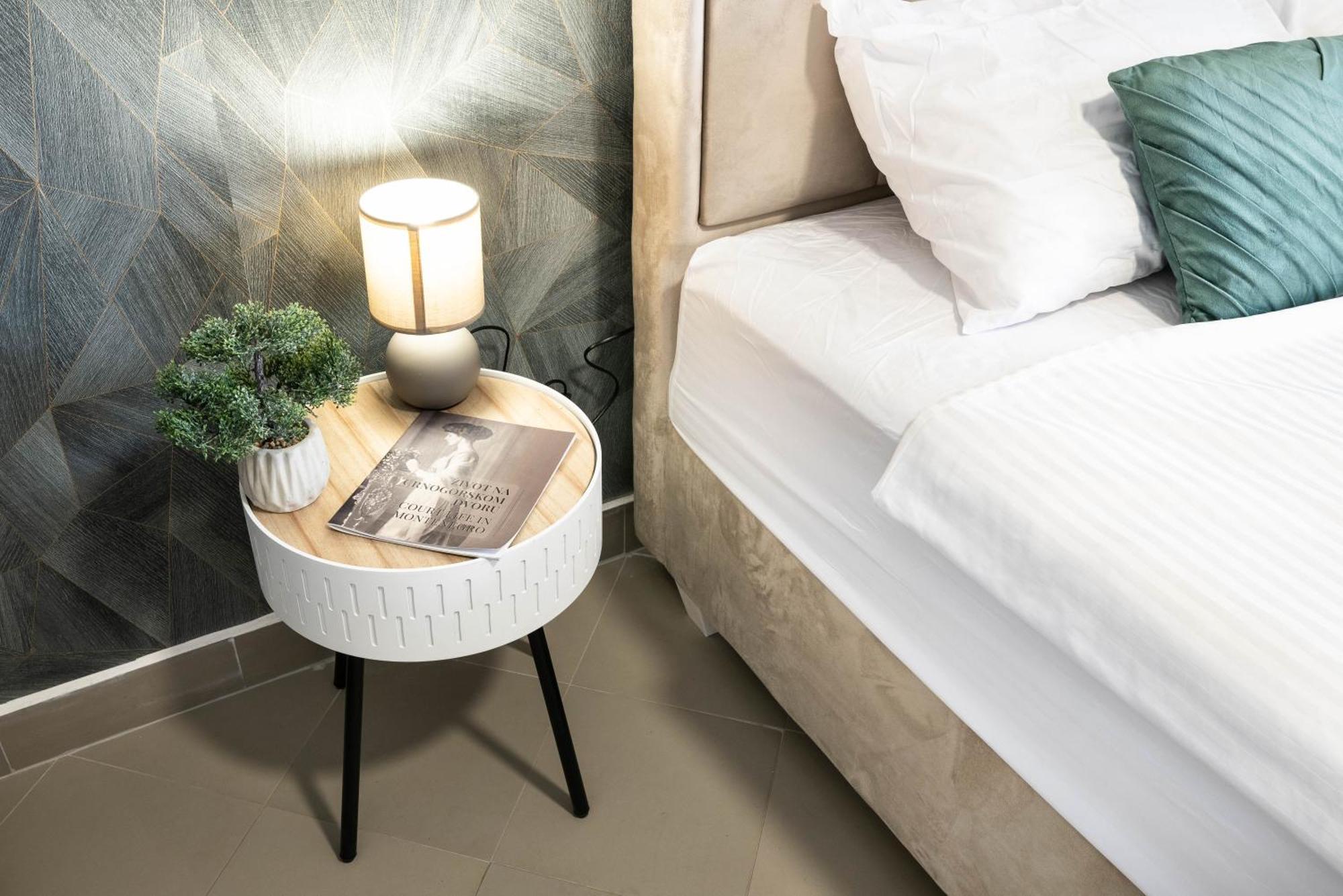 Studio Apartment Cudo Nevidjeno Karuc Dış mekan fotoğraf
