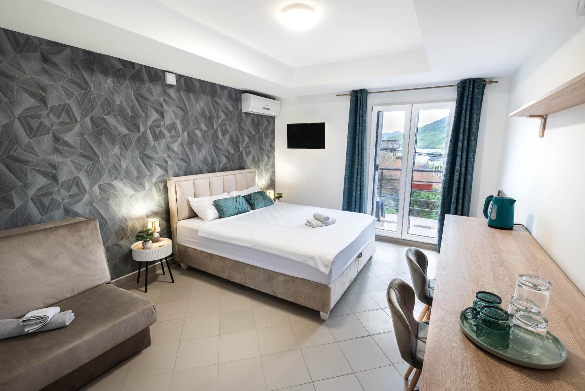 Studio Apartment Cudo Nevidjeno Karuc Dış mekan fotoğraf