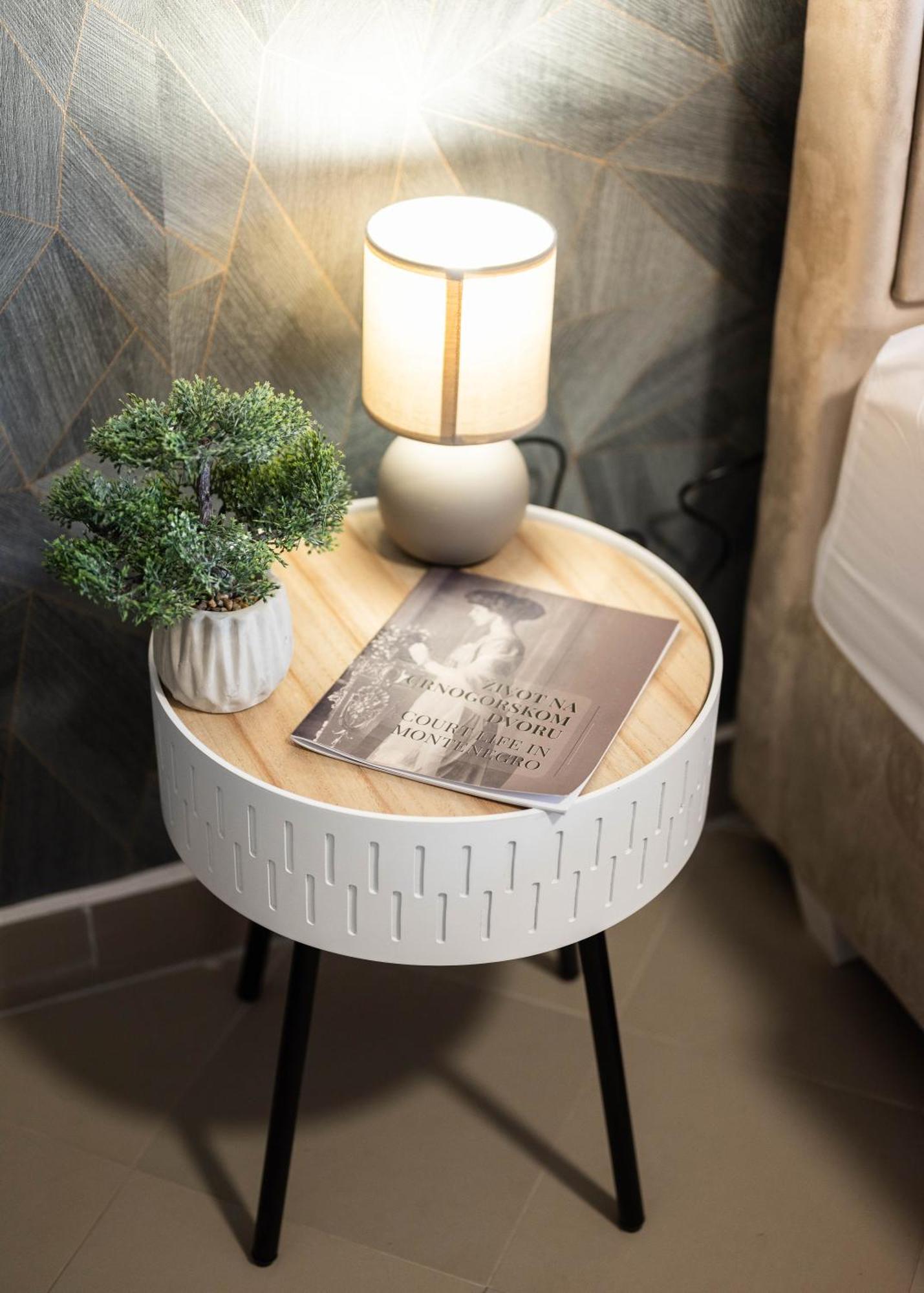 Studio Apartment Cudo Nevidjeno Karuc Dış mekan fotoğraf