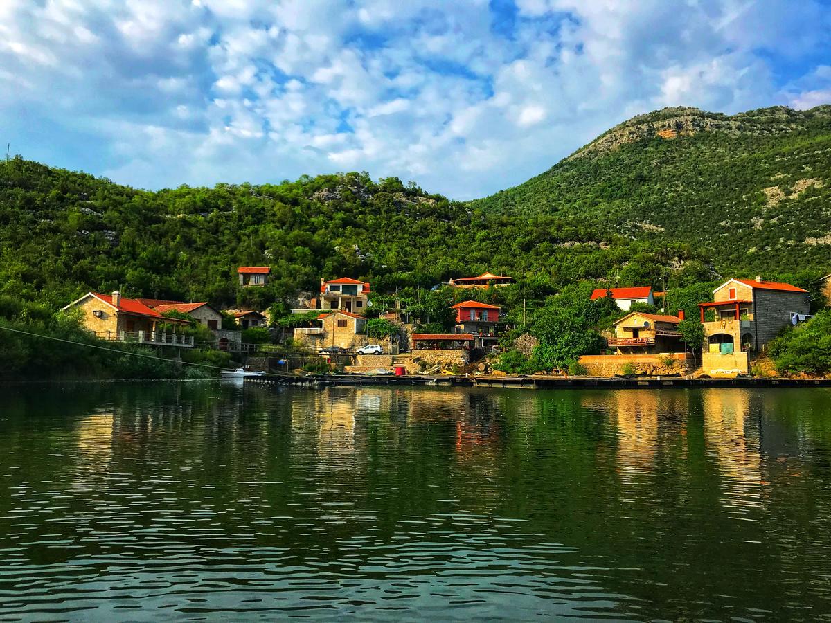 Studio Apartment Cudo Nevidjeno Karuc Dış mekan fotoğraf